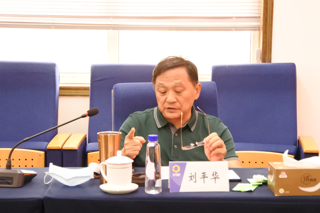 DSC_0844.JPG DSC_0844.JPG